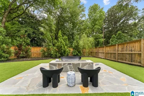 1800 Surrey Trail Helena AL 35080