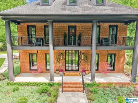 1800 Surrey Trail Helena AL 35080