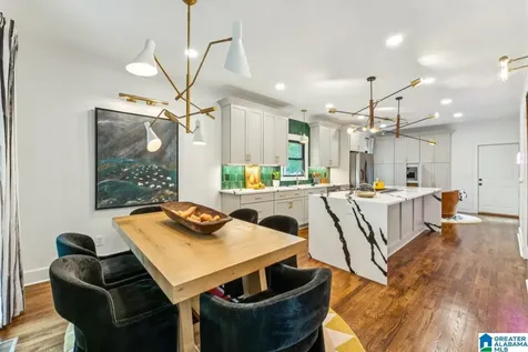 1800 Surrey Trail Helena AL 35080