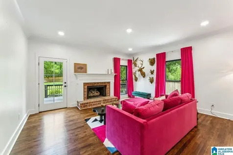 1800 Surrey Trail Helena AL 35080