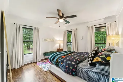 1800 Surrey Trail Helena AL 35080