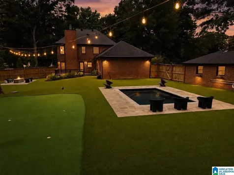 1800 Surrey Trail Helena AL 35080