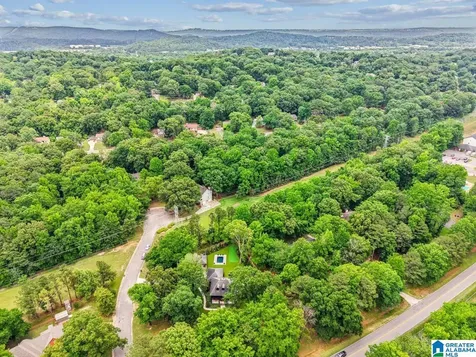 1800 Surrey Trail Helena AL 35080