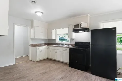 409 16th Avenue NW Center Point AL 35215