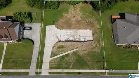 1808 7th Street NW Center Point AL 35215