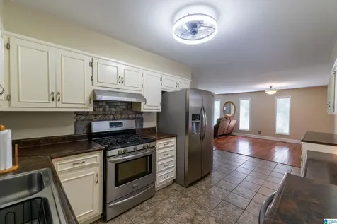 1001 Lakeview Avenue NW Cullman AL 35055