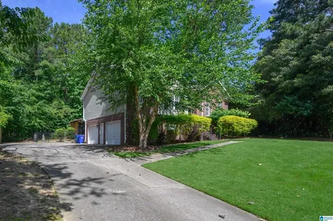 104 Brynhurst Drive Chelsea AL 35043
