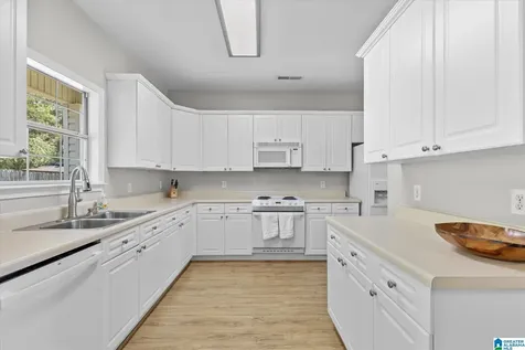 4441 Canterbury Street Mount Olive AL 35117