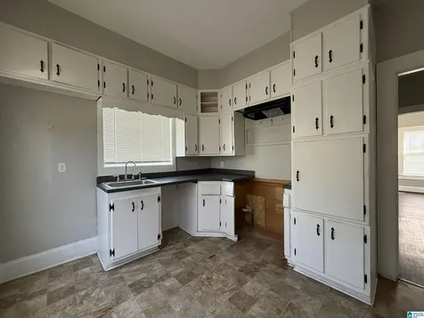 632 Oakland Avenue Fairfield AL 35064