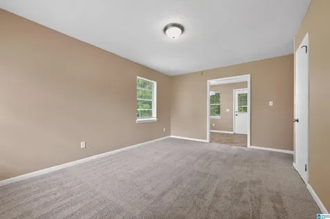 712 Country View Court Birmingham AL 35215