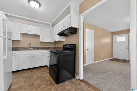 712 Country View Court Birmingham AL 35215