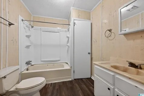712 Country View Court Birmingham AL 35215