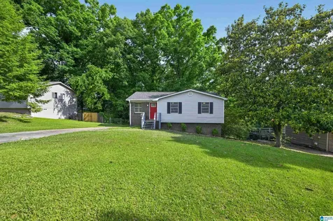 712 Country View Court Birmingham AL 35215