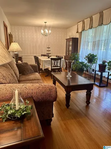 3011 Crestlane Drive Adamsville AL 35005
