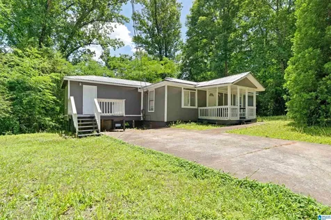 779 11th Avenue SE Graysville AL 35073