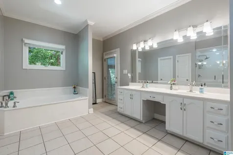 5172 Tyler Oaks Drive Mount Olive AL 35117
