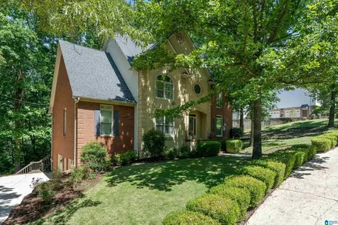 5172 Tyler Oaks Drive Mount Olive AL 35117