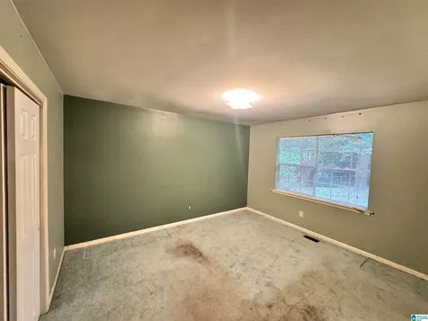 421 21st Avenue NE Center Point AL 35215