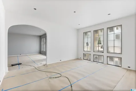 2624 Dolly Ridge Road Vestavia Hills AL 35243