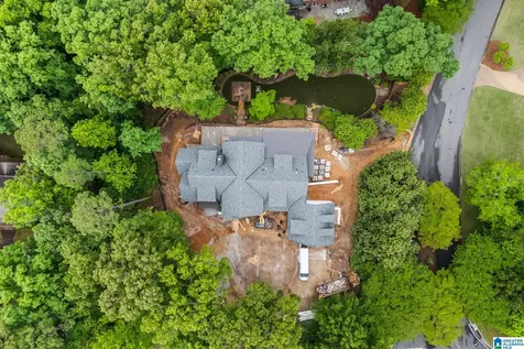 2624 Dolly Ridge Road Vestavia Hills AL 35243