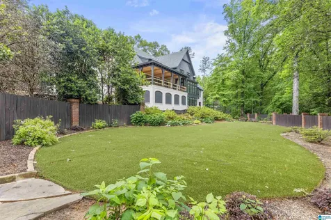 2624 Dolly Ridge Road Vestavia Hills AL 35243