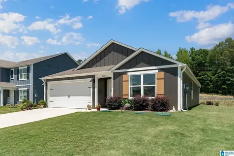 1755 Dixon Circle Mount Olive AL 35117