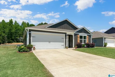 1755 Dixon Circle Mount Olive AL 35117