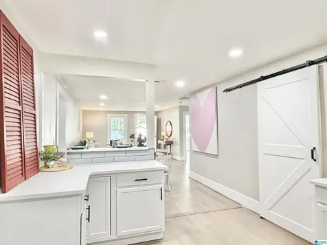 121 W Crest Road Bessemer AL 35023