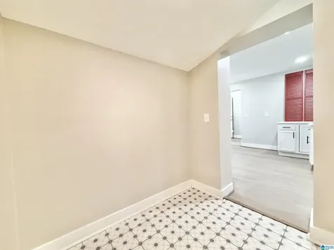 121 W Crest Road Bessemer AL 35023