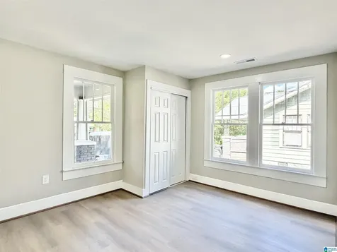 121 W Crest Road Bessemer AL 35023