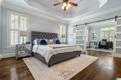 5072 Greystone Way Hoover AL 35242