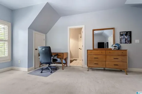 5072 Greystone Way Hoover AL 35242