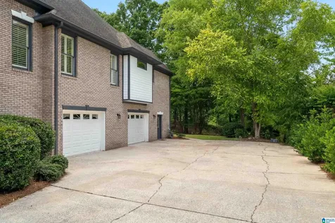 5072 Greystone Way Hoover AL 35242