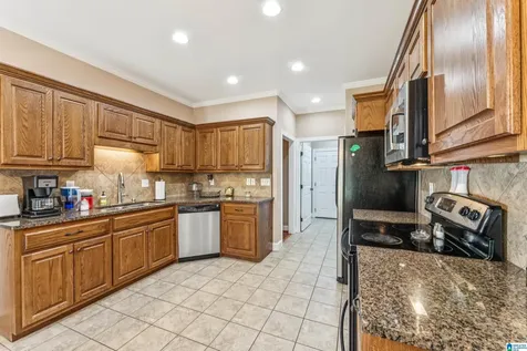 84 N Creek Drive Sylacauga AL 35150