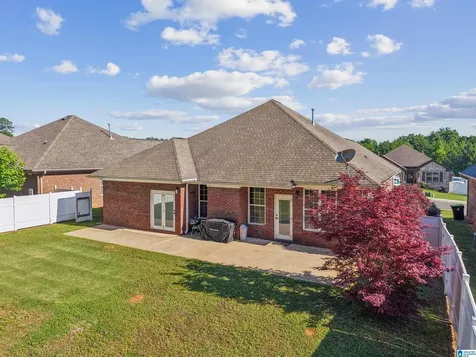 84 N Creek Drive Sylacauga AL 35150