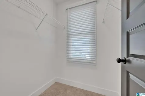 1960 Janeway Pass Hoover AL 35244