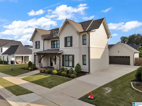 1960 Janeway Pass Hoover AL 35244