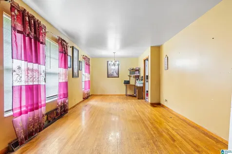 5713 14th Street S Bessemer AL 35020