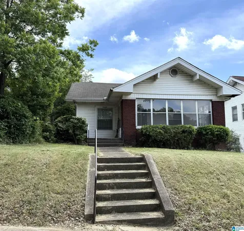 3983 8TH Court S Birmingham AL 35222
