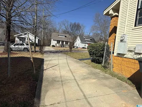 230 Lamplighter Lane Birmingham AL 35214