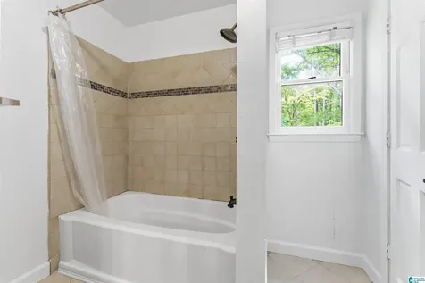 100 King Valley Lane Chelsea AL 35043