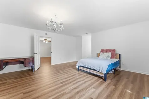 100 King Valley Lane Chelsea AL 35043