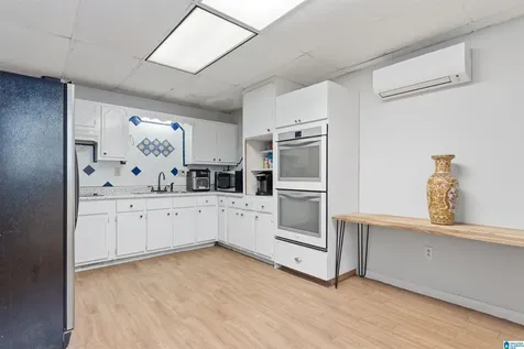 100 King Valley Lane Chelsea AL 35043