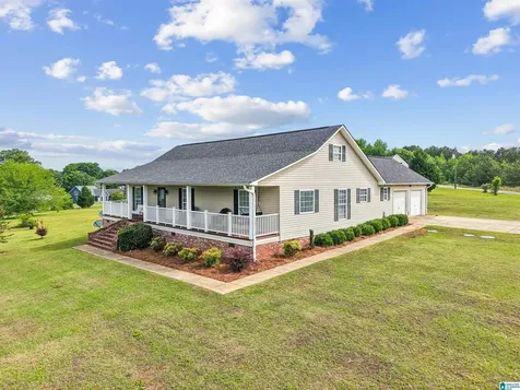 21 Nora Lane Sylacauga AL 35151