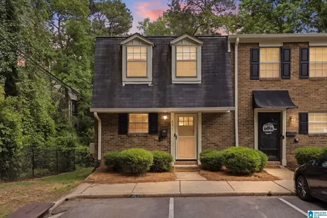 831 Vestavia Villa Court Vestavia Hills AL 35226