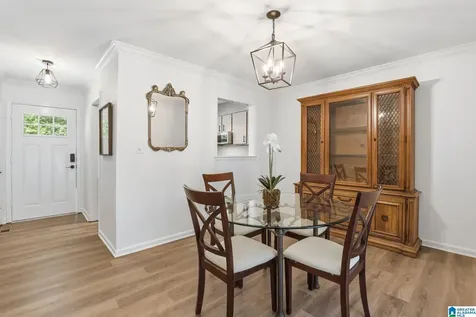 831 Vestavia Villa Court Vestavia Hills AL 35226