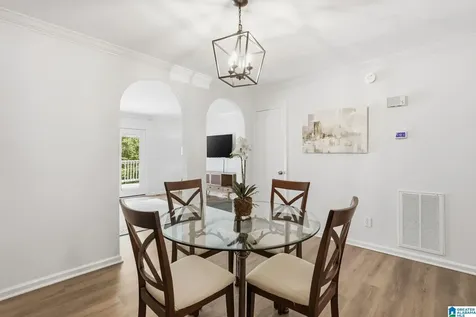 831 Vestavia Villa Court Vestavia Hills AL 35226