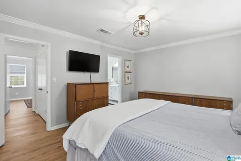 831 Vestavia Villa Court Vestavia Hills AL 35226