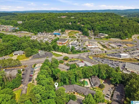 831 Vestavia Villa Court Vestavia Hills AL 35226