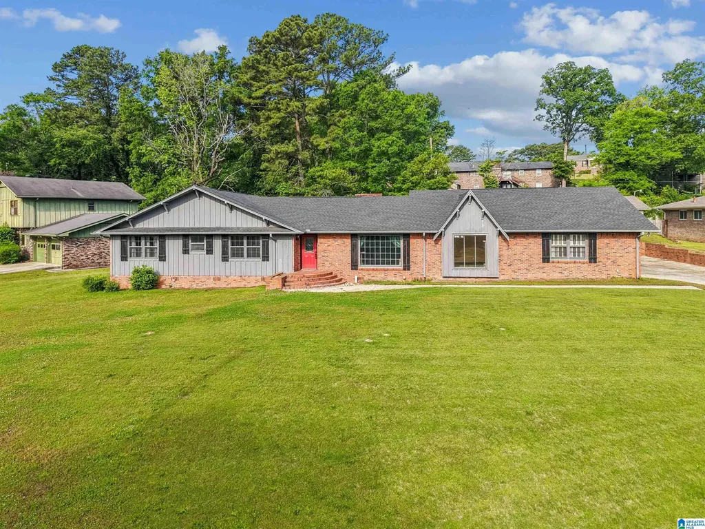 732 Milgray Lane Bessemer AL 35022